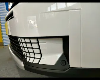 Car image 31