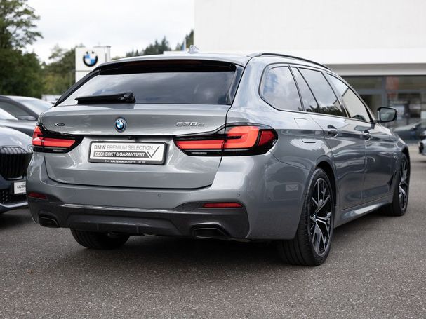 BMW 530i Touring xDrive 215 kW image number 3