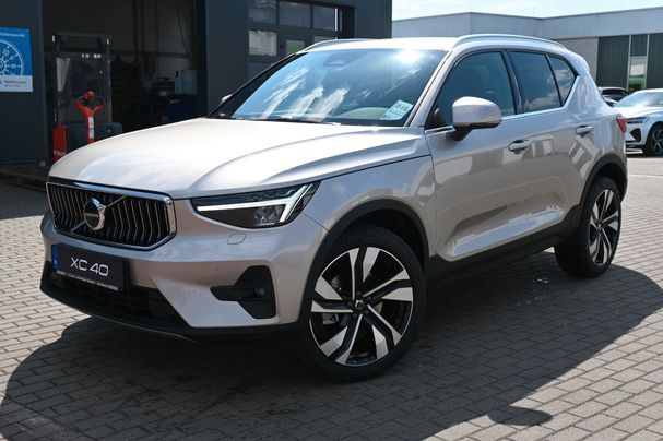 Volvo XC40 B4 Plus DKG 145 kW image number 1