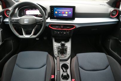 Car image 11