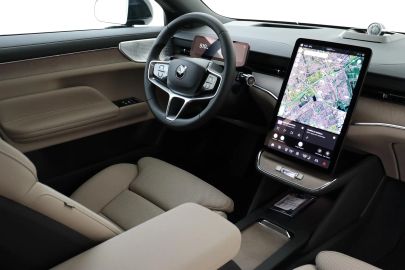 Car image 5