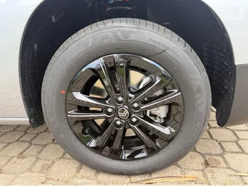 Car image 37