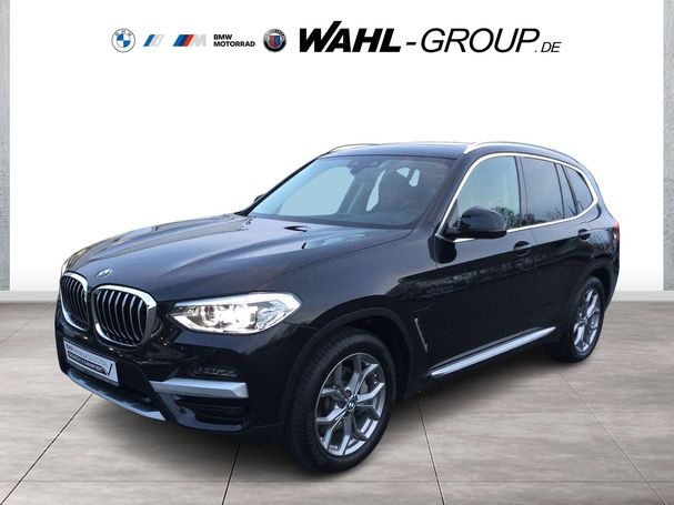 BMW X3 xDrive30e 215 kW image number 1