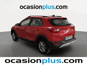Car image 4