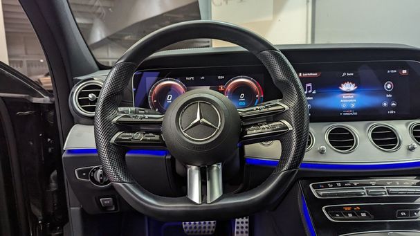 Mercedes-Benz E 300 de T 225 kW image number 25