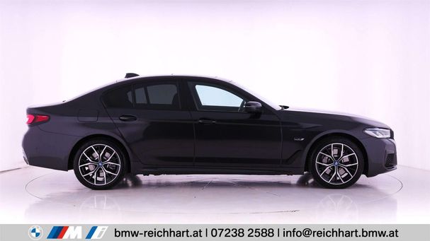 BMW 530 xDrive 215 kW image number 2