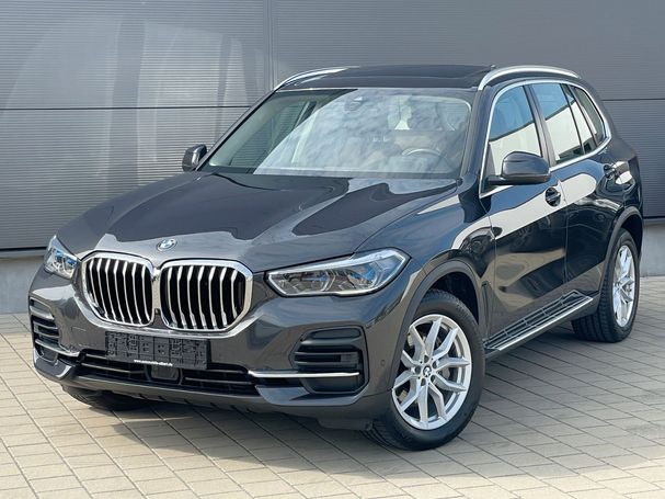 BMW X5 xDrive 210 kW image number 2