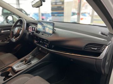 Car image 37