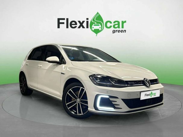 Volkswagen Golf 1.4 eHybrid DSG 150 kW image number 2