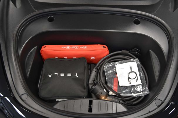 Tesla Model 3 239 kW image number 15