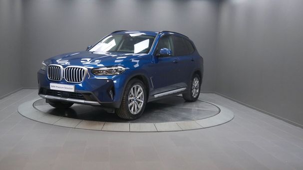 BMW X3 30e xDrive 216 kW image number 1