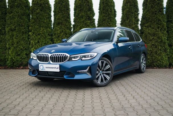 BMW 320d Touring xDrive 140 kW image number 1