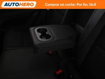 Car image 35