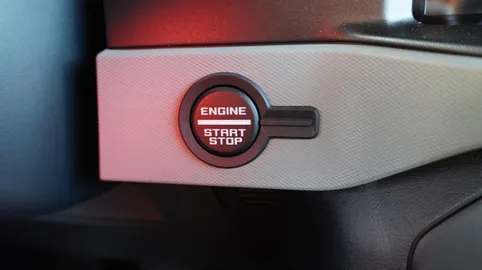Car image 30
