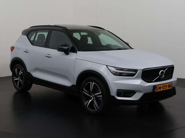 Volvo XC40 T4 155 kW image number 30