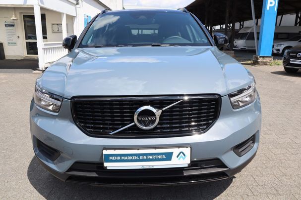 Volvo XC40 T3 Geartronic 120 kW image number 3