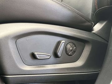 Car image 31