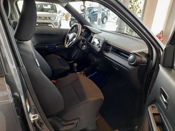 Car image 11