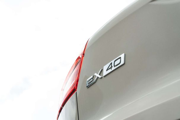 Volvo XC40 Single Motor Extended Range Plus 185 kW image number 18