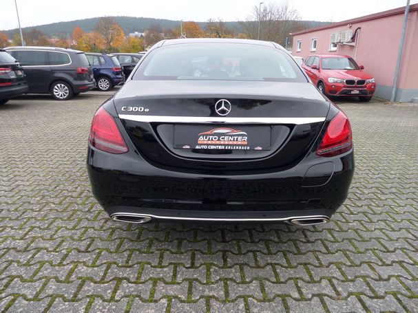 Mercedes-Benz C 300 e 235 kW image number 8