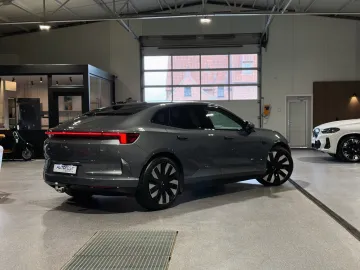 Car image 40