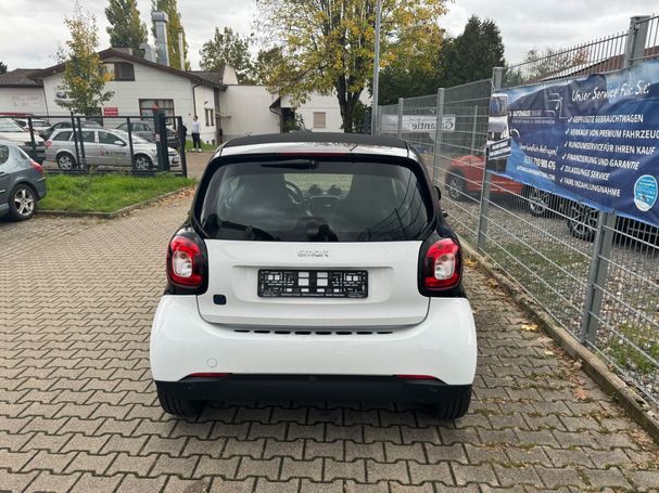 Smart ForTwo coupe EQ 60 kW image number 6