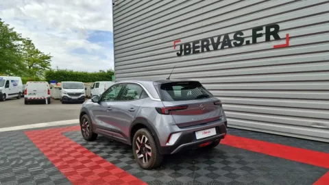 Car image 5