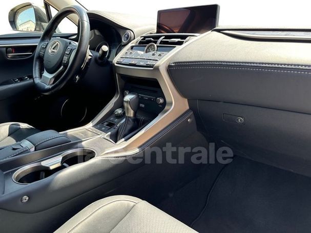 Lexus NX 300 h 145 kW image number 20