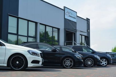Car image 28