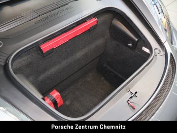 Car image 40