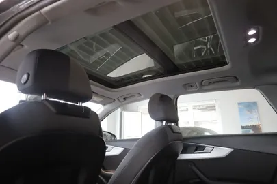 Car image 39