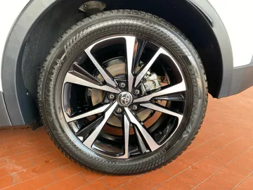 Car image 29