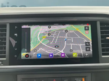 Car image 21