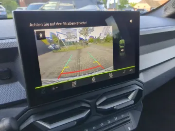 Car image 27