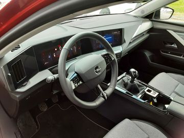 Car image 10