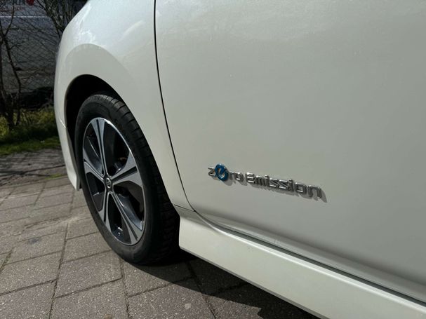 Nissan Leaf 40 kWh 110 kW image number 14