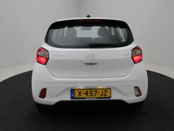 Car image 35