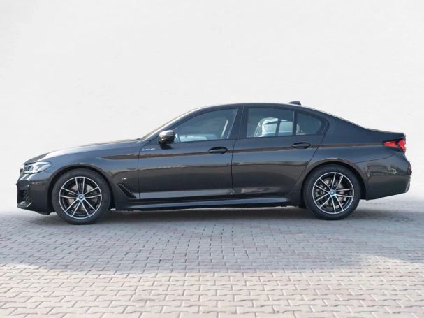 BMW 520i 135 kW image number 3