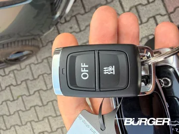 Car image 33