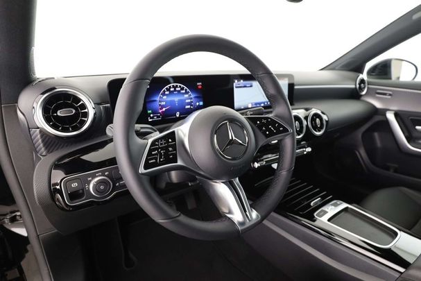 Mercedes-Benz A 180 100 kW image number 3