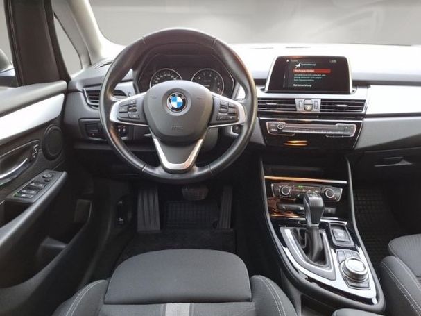 BMW 220i Active Tourer 141 kW image number 10