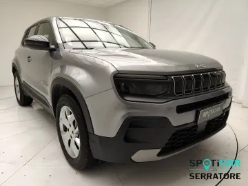 Car image 2