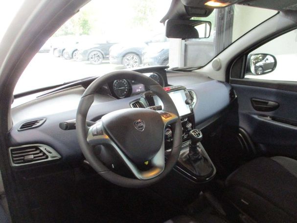 Lancia Ypsilon 51 kW image number 5