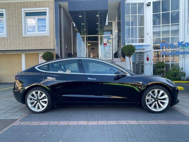 Tesla Model 3 Long Range AWD 258 kW image number 3