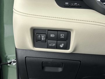 Car image 31