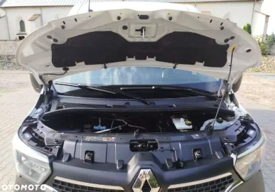 Car image 35