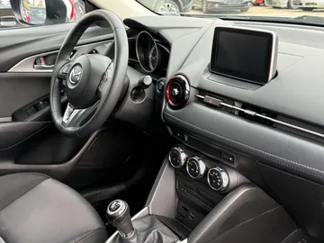 Car image 24