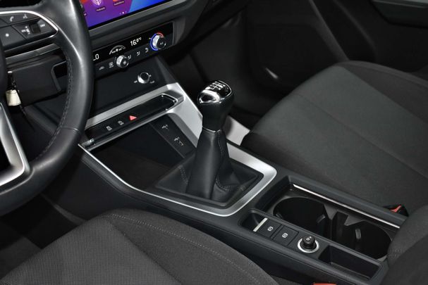 Audi Q3 35 TFSI 110 kW image number 22