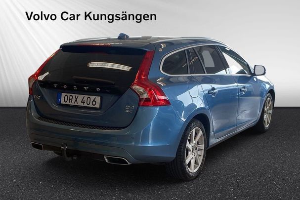 Volvo V60 D4 AWD Summum 135 kW image number 3