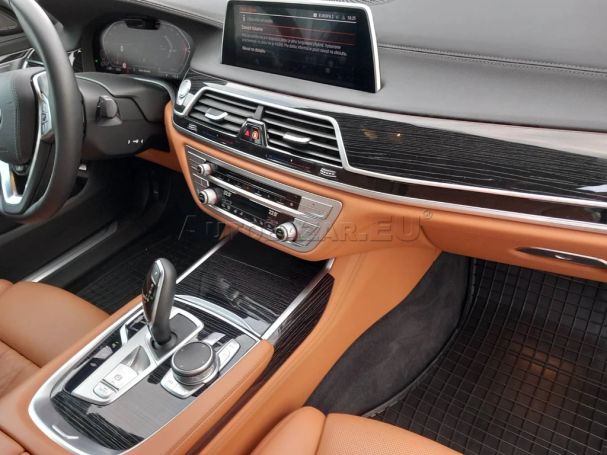 BMW 730d xDrive 210 kW image number 14